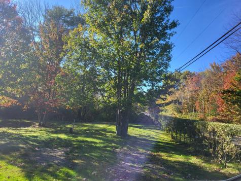 43 Quaker Road Sidney ME 04330