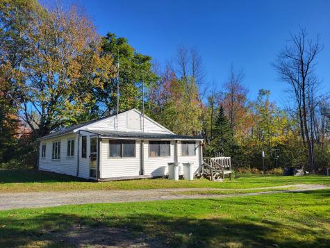 43 Quaker Road Sidney ME 04330