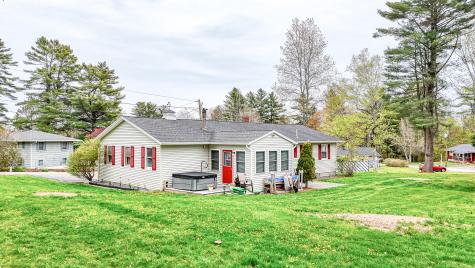 18 Burke Street Farmingdale ME 04344
