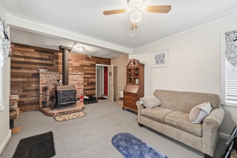 18 Burke Street Farmingdale ME 04344