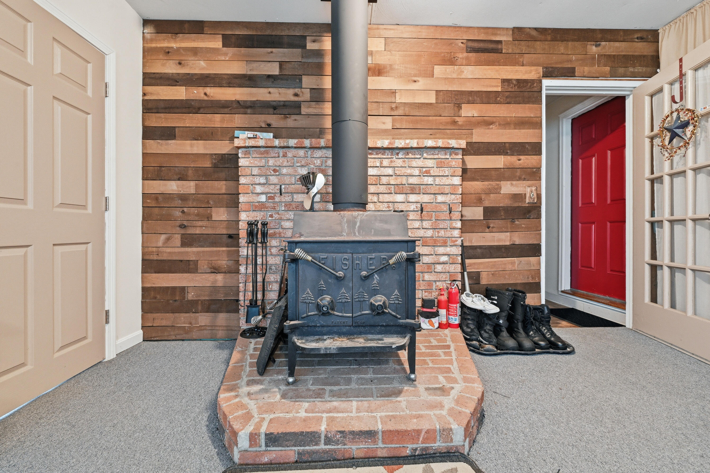 18 Burke Street Farmingdale ME 04344