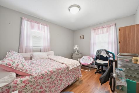 18 Burke Street Farmingdale ME 04344