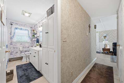 18 Burke Street Farmingdale ME 04344