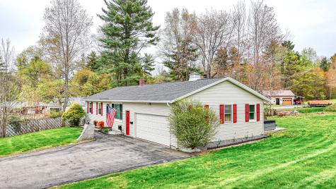 18 Burke Street Farmingdale ME 04344