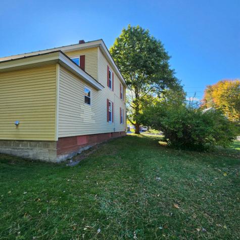 20 John Street Madison ME 04950