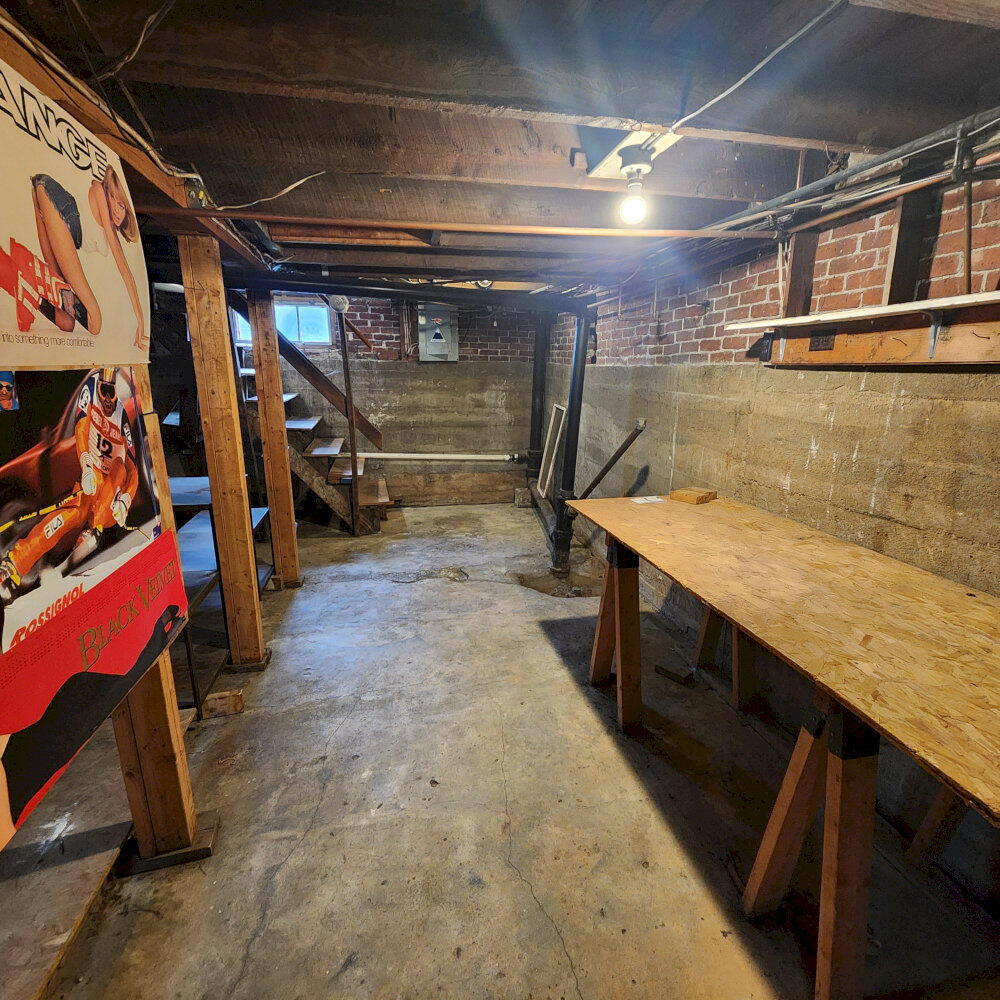 20 John Street Madison ME 04950