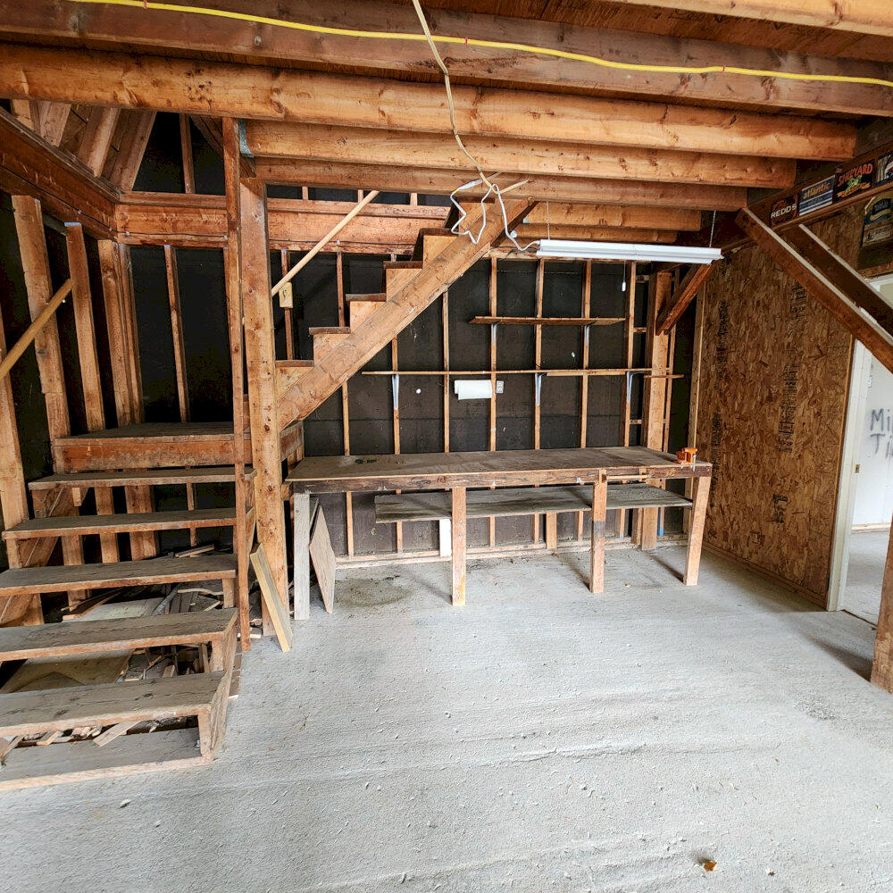 20 John Street Madison ME 04950