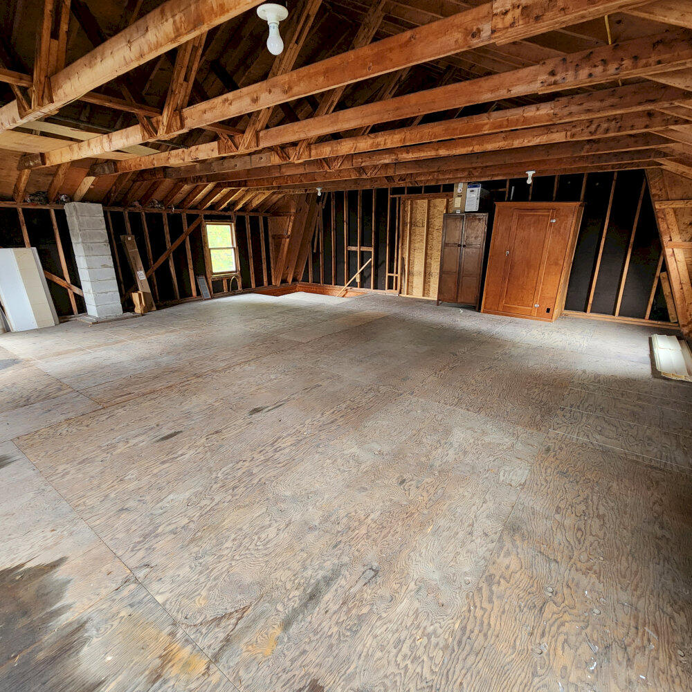 20 John Street Madison ME 04950