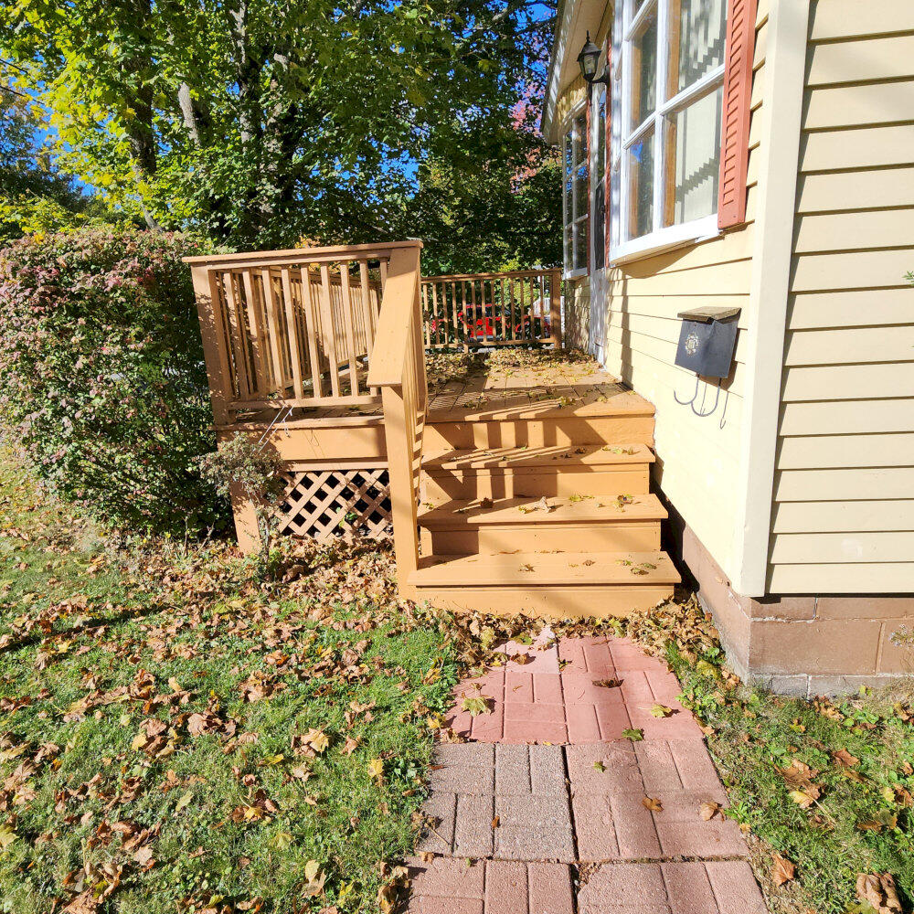 20 John Street Madison ME 04950