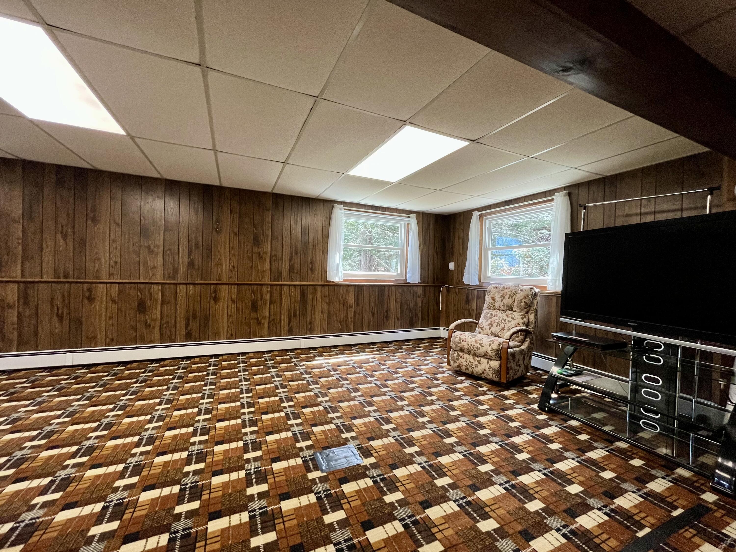 76 Rayville Road Otisfield ME 04270