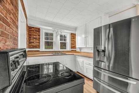 22 Parker Street Bangor ME 04401