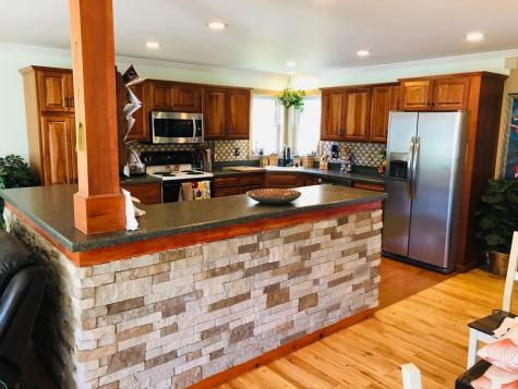 4 Mckenna Court York ME 03909