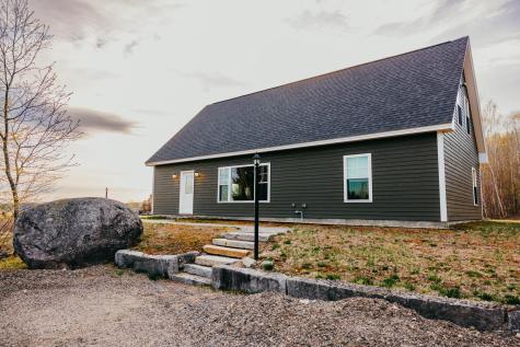 104 Hamlin Road Waterford ME 04088