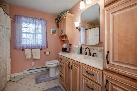 22 Ventura Street Lewiston ME 04240