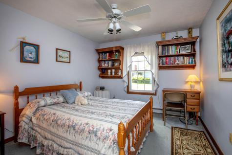 22 Ventura Street Lewiston ME 04240
