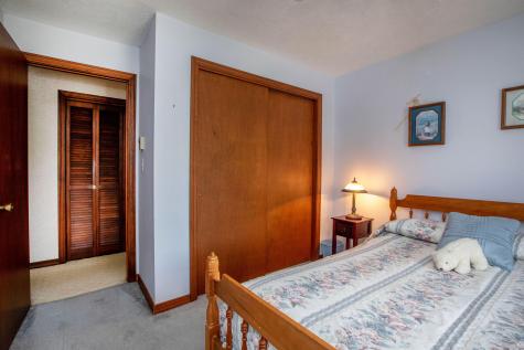 22 Ventura Street Lewiston ME 04240