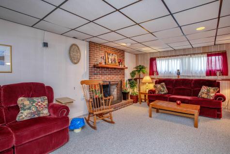 22 Ventura Street Lewiston ME 04240