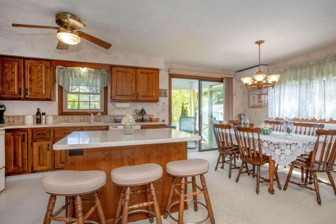 22 Ventura Street Lewiston ME 04240