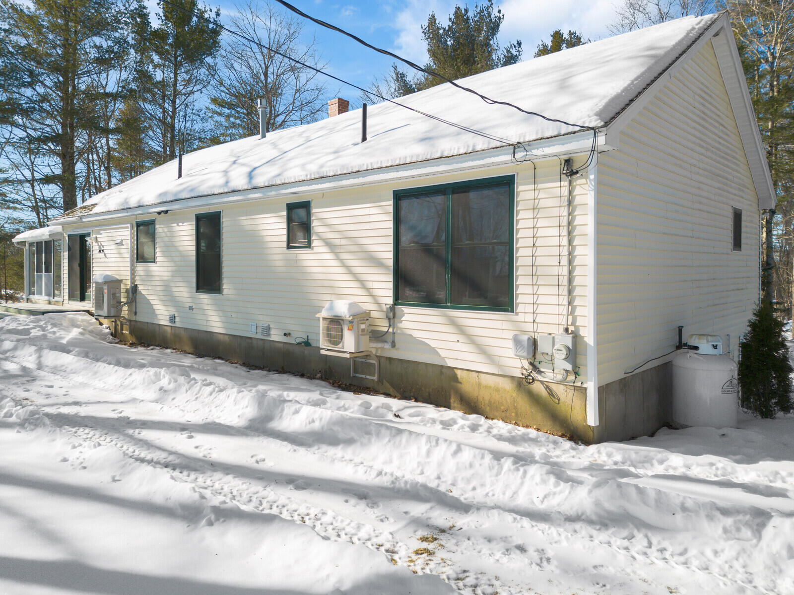 1941 Eastern Road Warren ME 04864