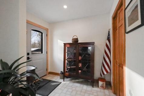 1941 Eastern Road Warren ME 04864