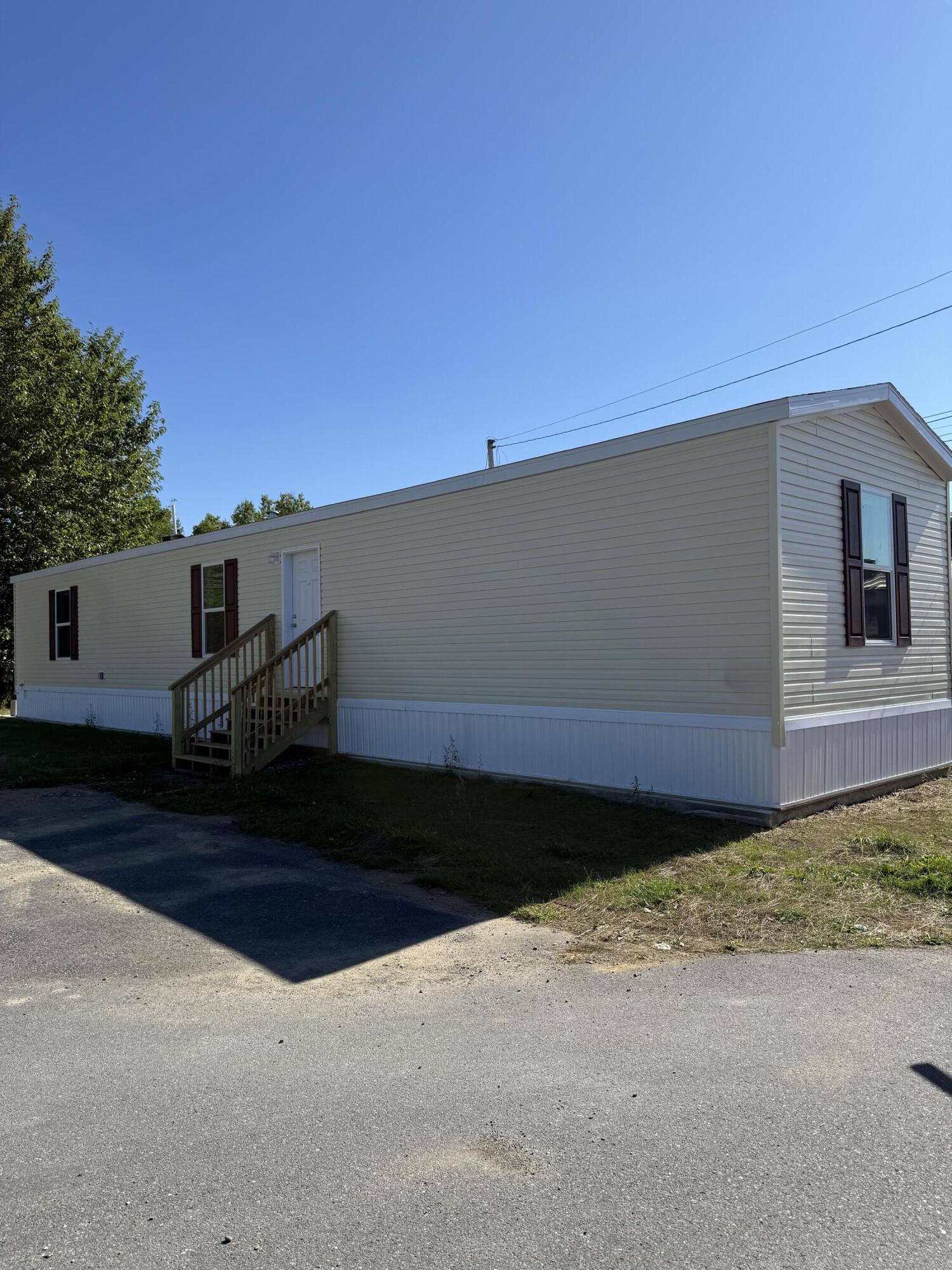 4 Black Bear Lane Brewer ME 04412