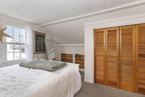 35 Mckinley Street South Portland ME 04106