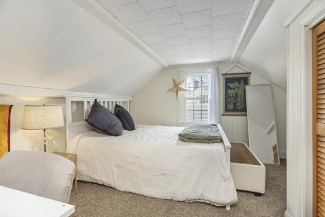 35 Mckinley Street South Portland ME 04106