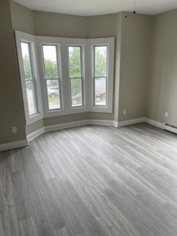 27 S Main Street Auburn ME 04210
