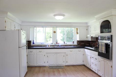 117 Blackstrap Road Falmouth ME 04105