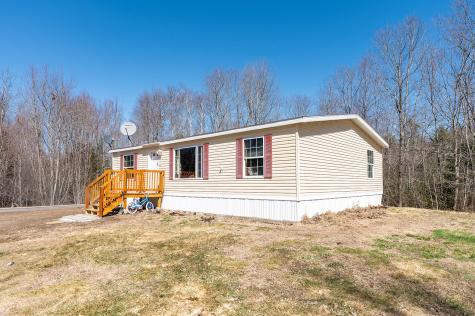 27 Saints Way Windsor ME 04363