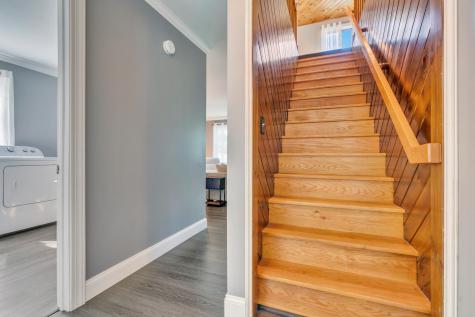 31 Leavitt Avenue Lewiston ME 04240