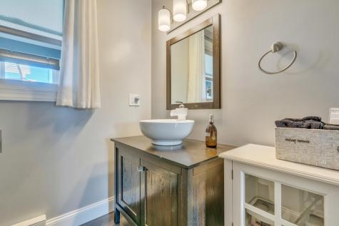 31 Leavitt Avenue Lewiston ME 04240