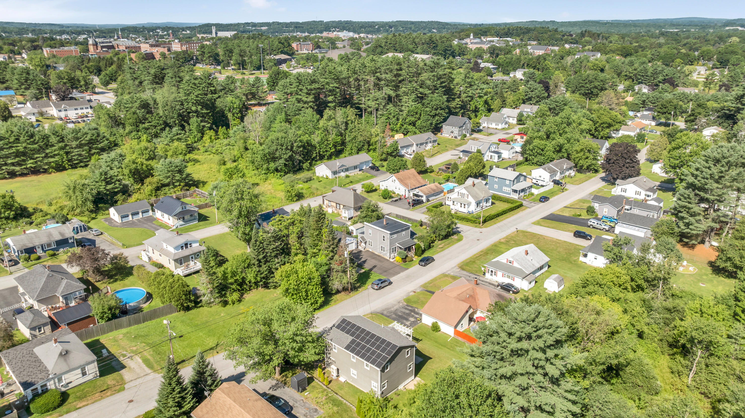 31 Leavitt Avenue Lewiston ME 04240