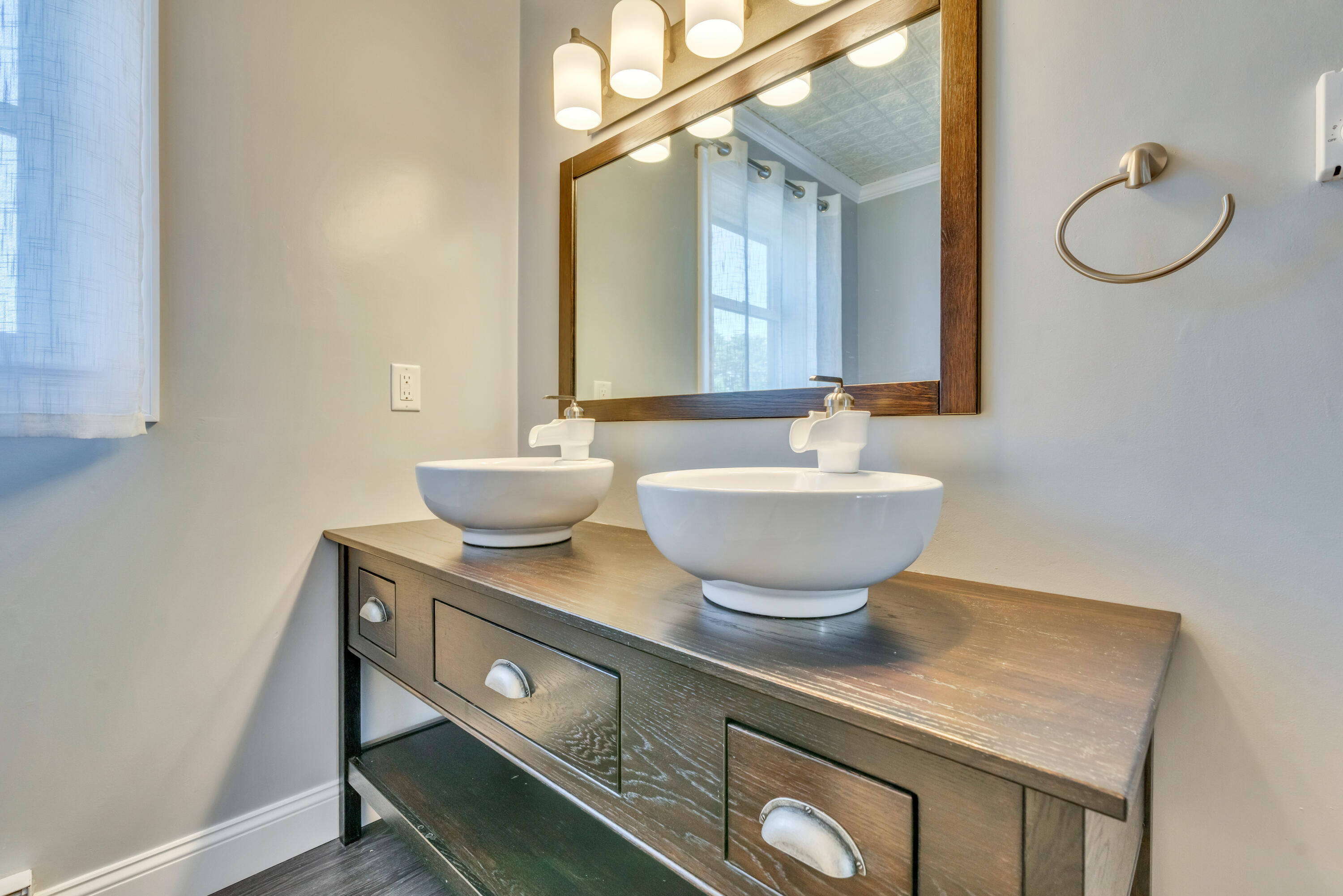 31 Leavitt Avenue Lewiston ME 04240