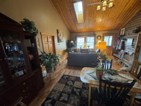 1083&1101 North Road Ripley ME 04930