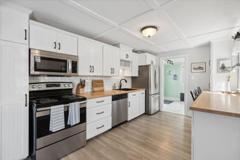 18 Brook Road Portland ME 04103