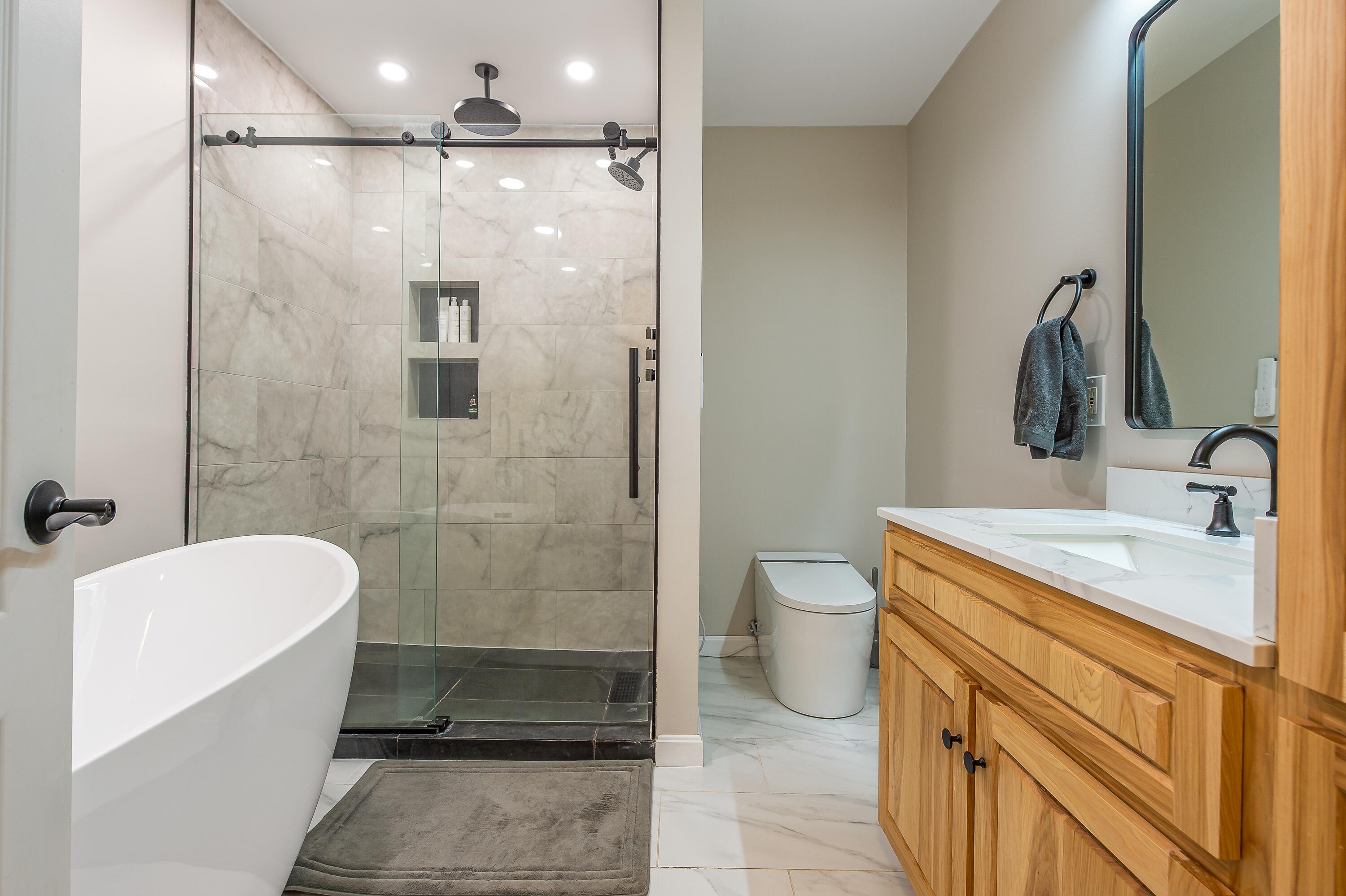 17 Waters Edge Drive Lewiston ME 04240