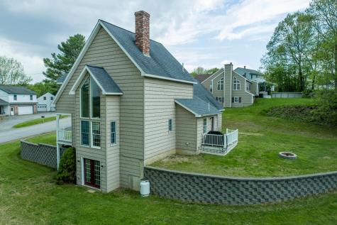 17 Waters Edge Drive Lewiston ME 04240