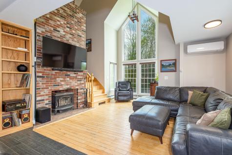 17 Waters Edge Drive Lewiston ME 04240