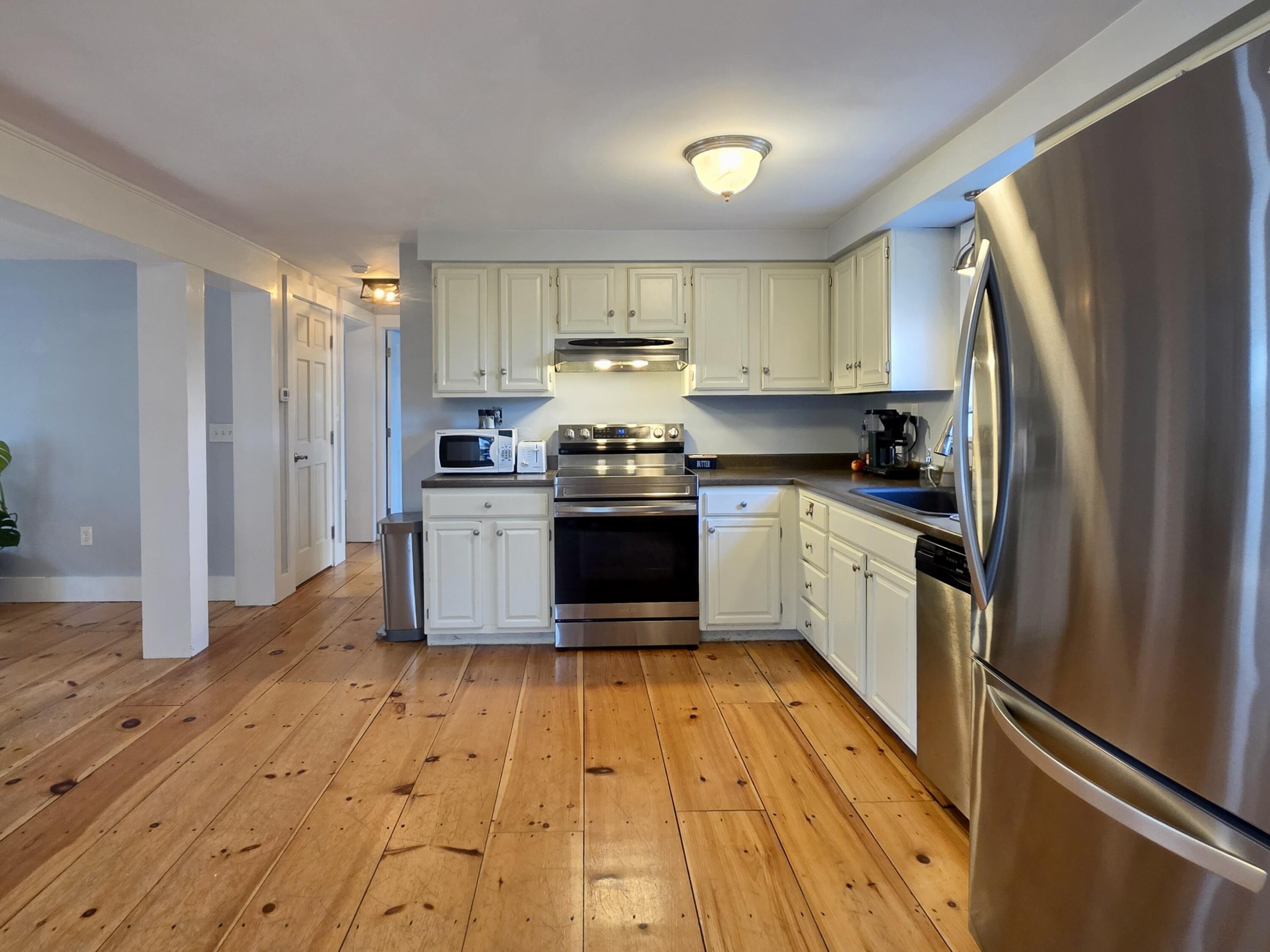 319 N Raymond Road Raymond ME 04071