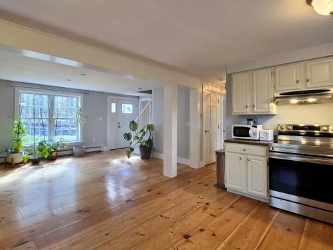 319 N Raymond Road Raymond ME 04071