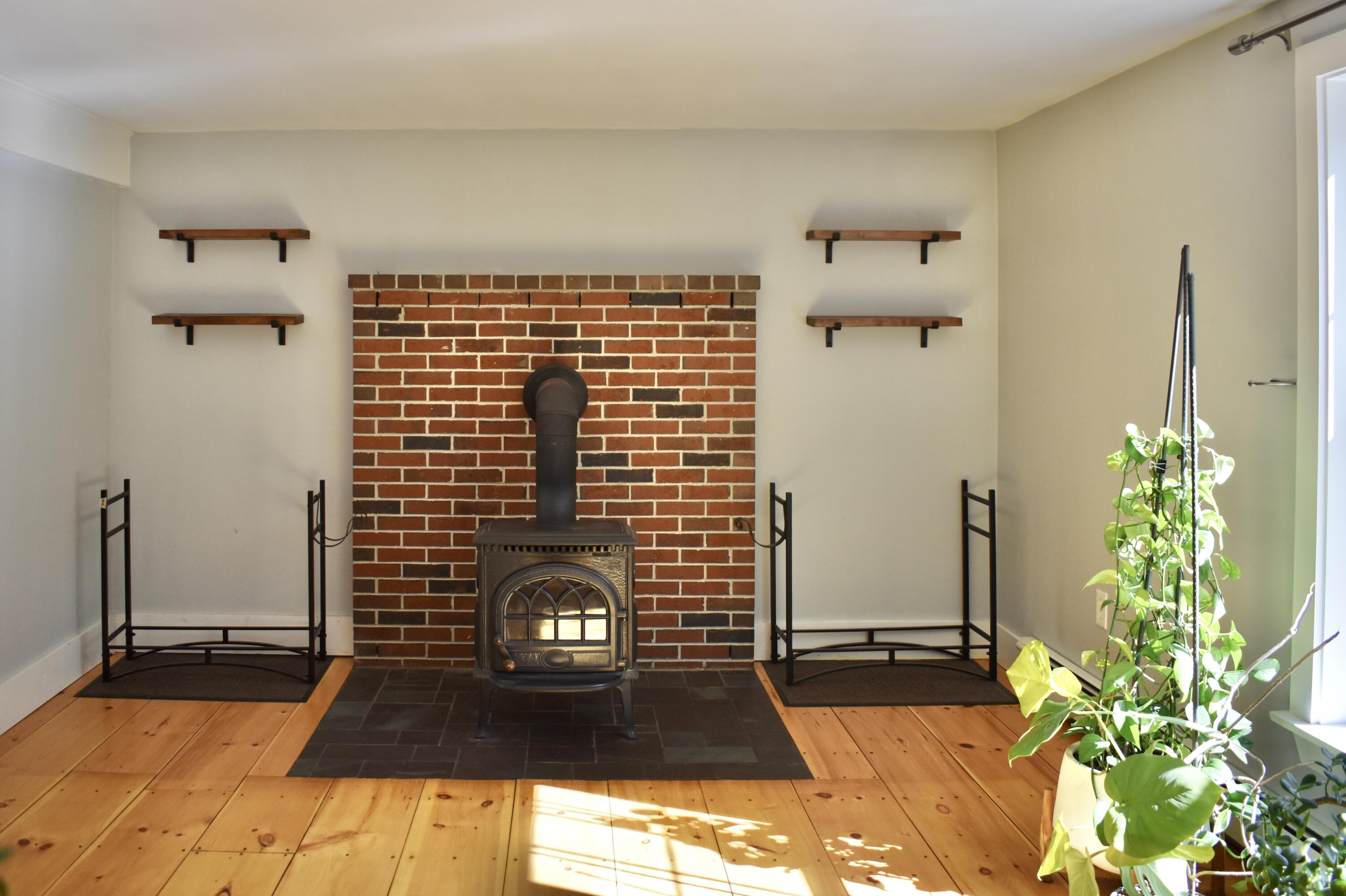 319 N Raymond Road Raymond ME 04071