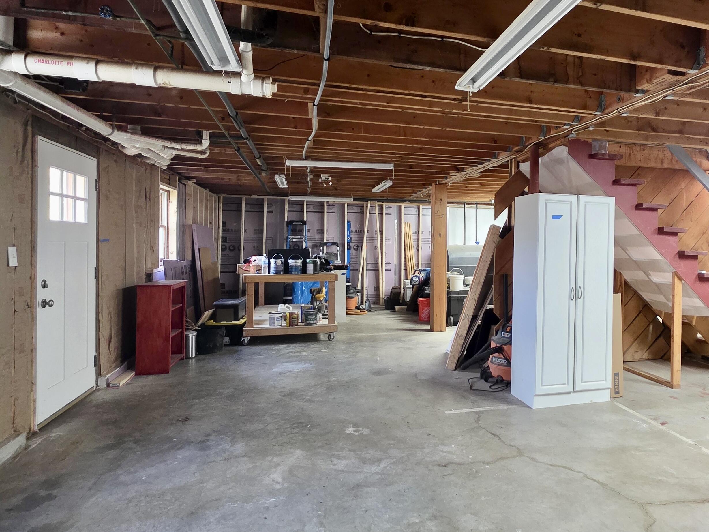 319 N Raymond Road Raymond ME 04071