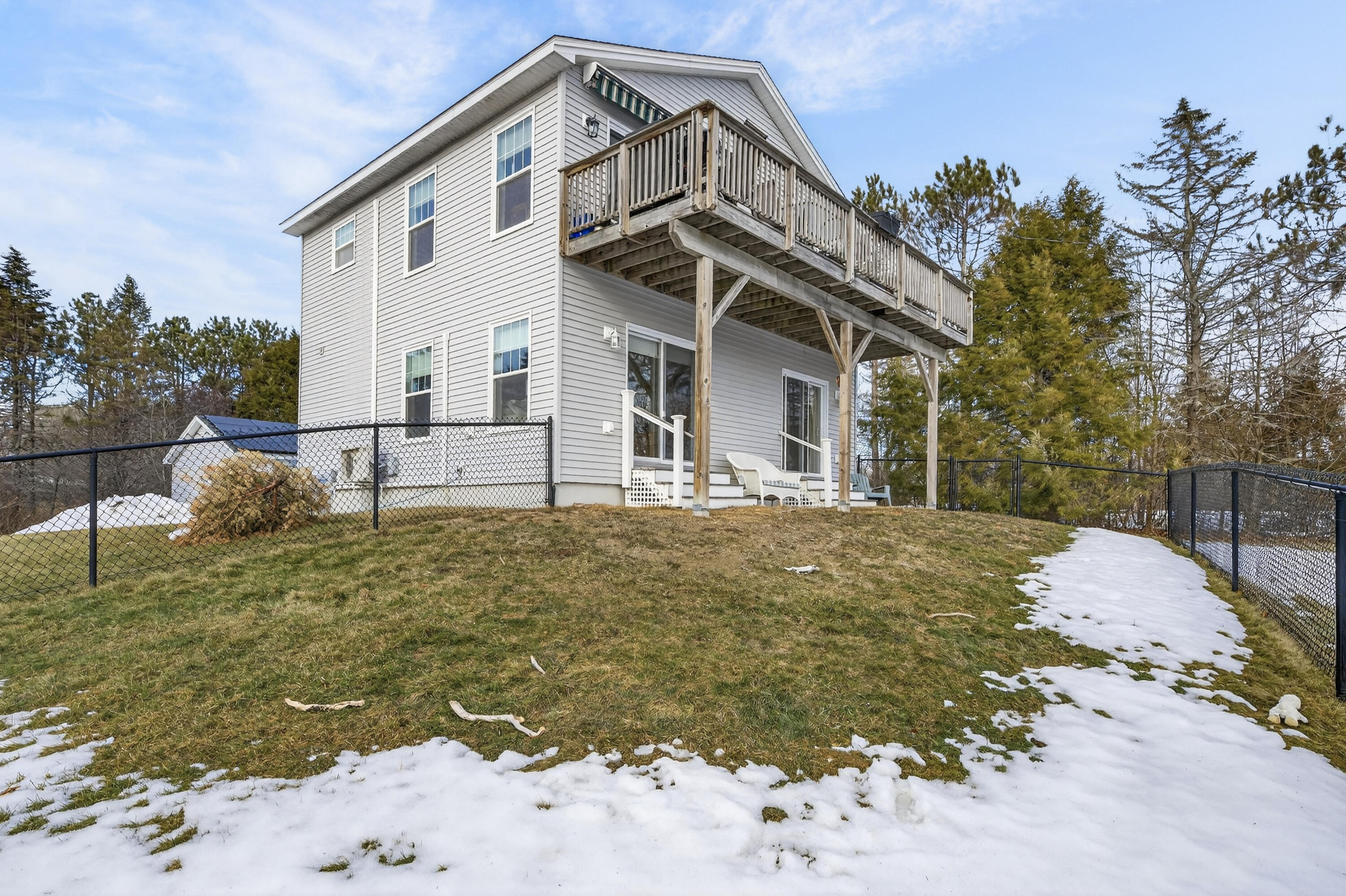 8 Summer Street Searsport ME 04974