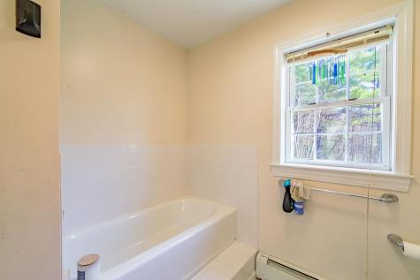 27 Campbell Drive Northport ME 04849