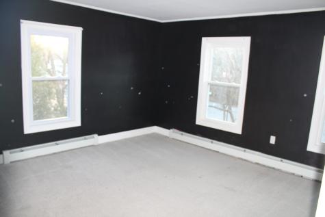 504 Water Street Gardiner ME 04345