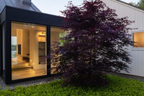 4 Ice House Point York ME 03909