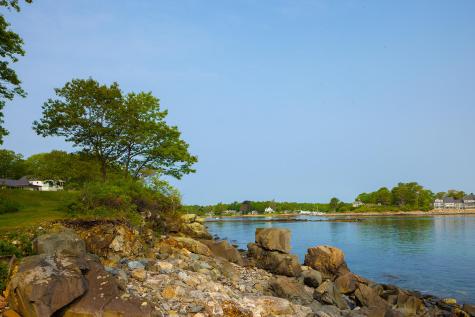4 Ice House Point York ME 03909