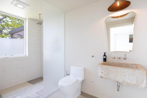 4 Ice House Point York ME 03909