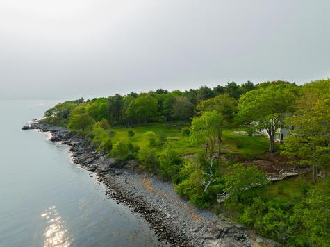 4 Ice House Point York ME 03909